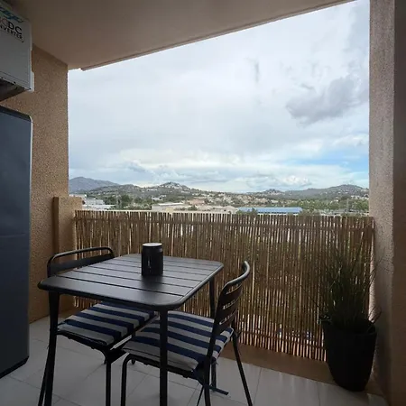 In With Pool And Other Amenities Apartment *